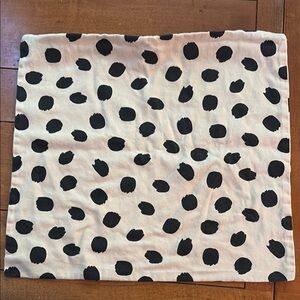 THROW PILLOW COVER - Dots!